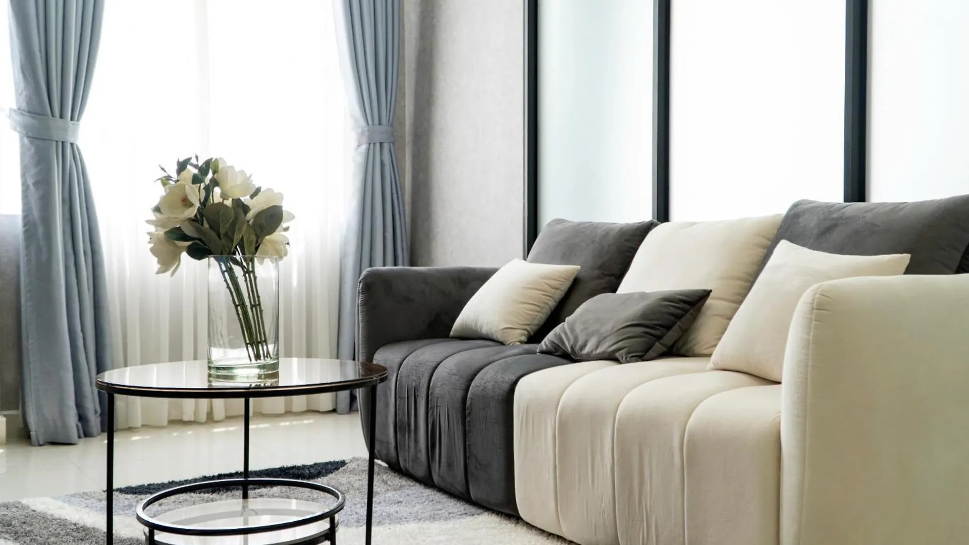 Grand Riverside Aparment 4Brs 5 Beds Near D1 Ho Chi Minh City