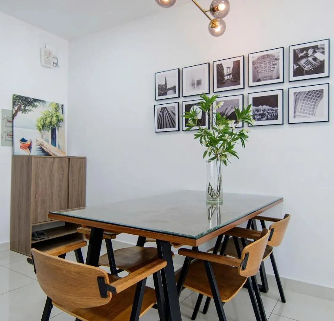 Grand Riverside Aparment 4Brs 5 Beds Near D1 Ho Chi Minh City Apartment