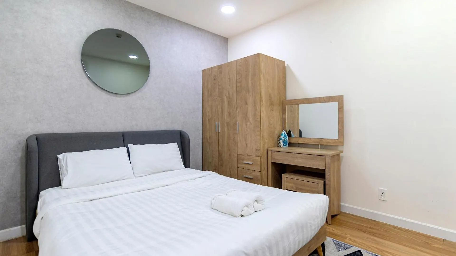 Grand Riverside Aparment 4Brs 5 Beds Near D1 Ho Chi Minh City 0*,