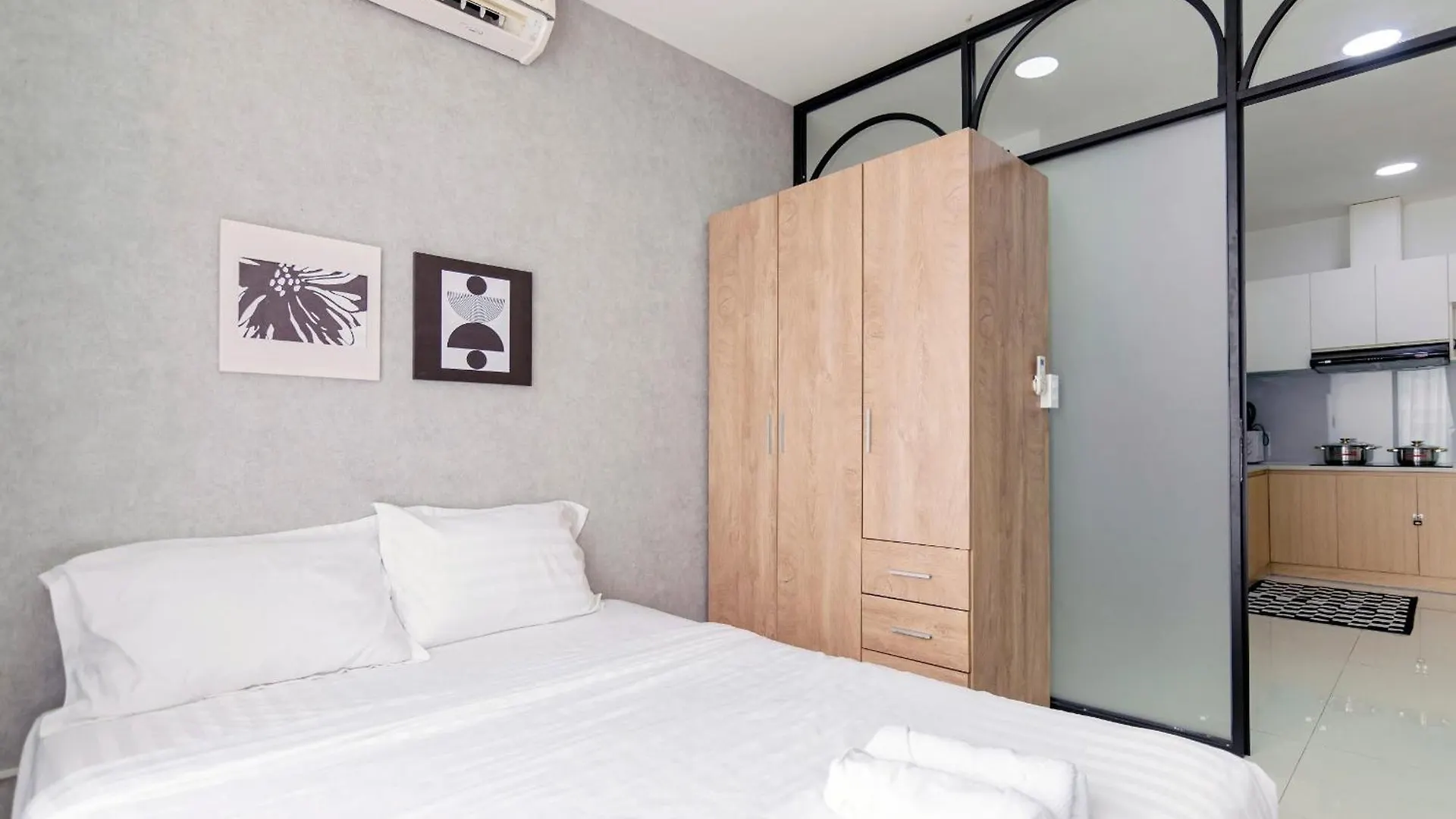 Apartment Grand Riverside Aparment 4Brs 5 Beds Near D1 Ho Chi Minh City