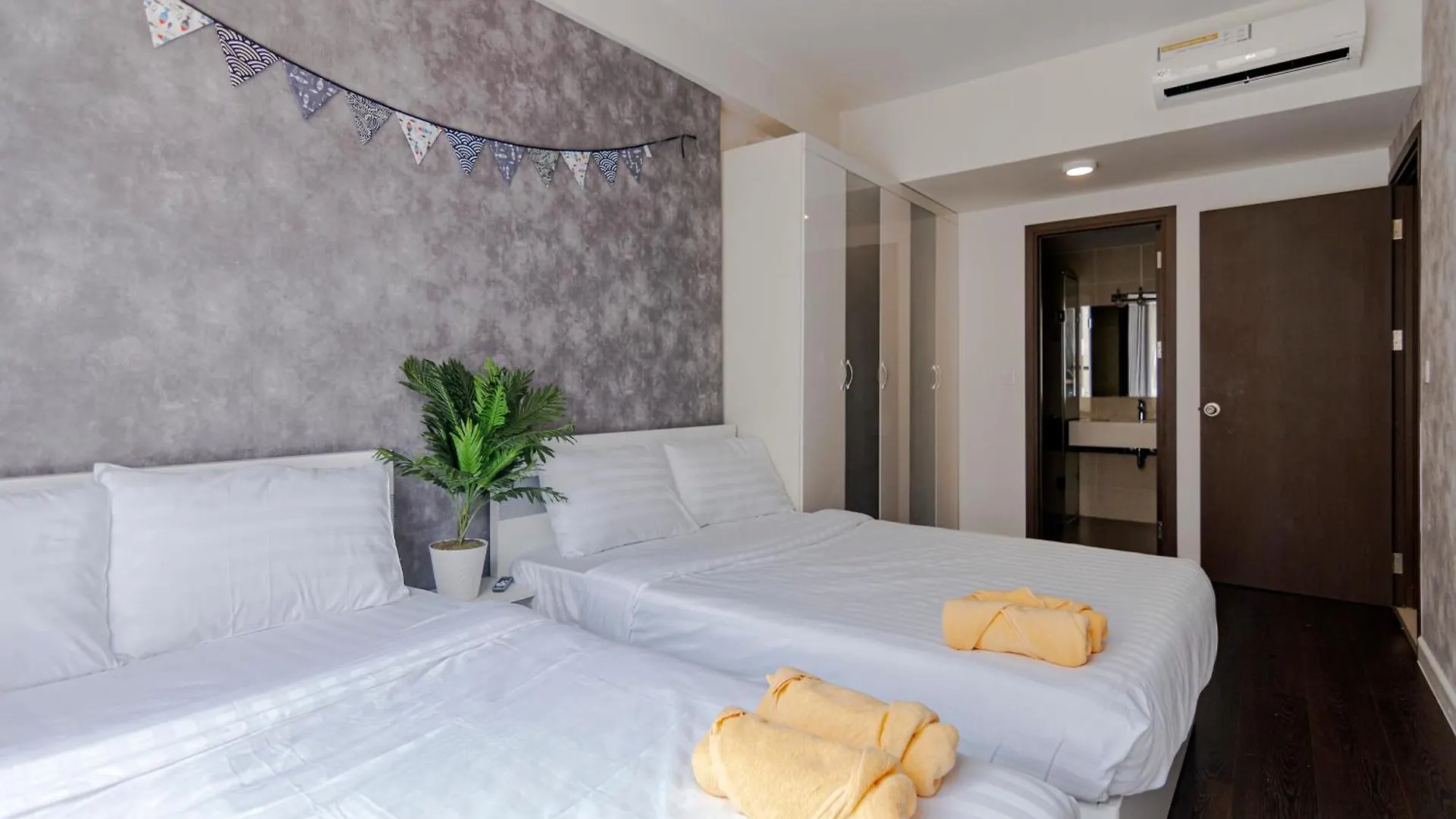 Apartment Grand Riverside Aparment 4Brs 5 Beds Near D1 Ho Chi Minh City
