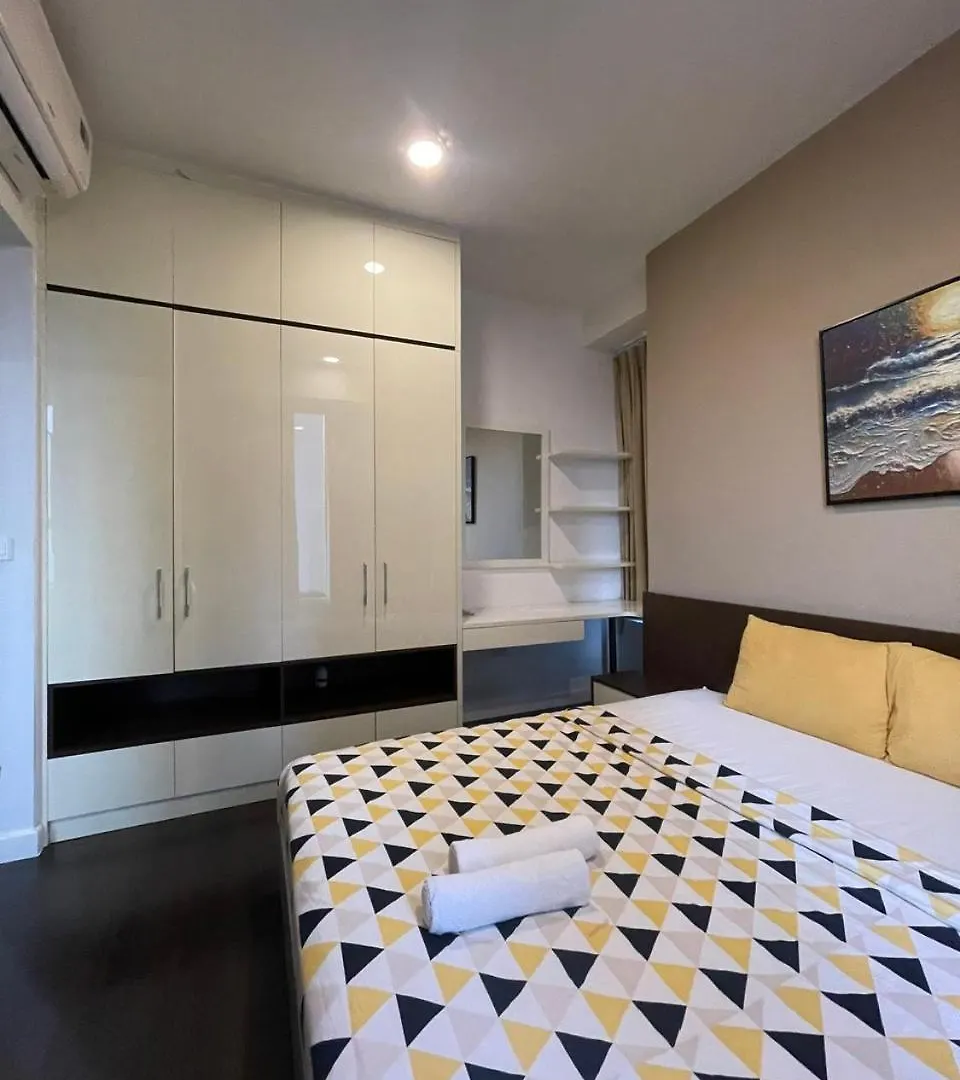 Grand Riverside Aparment 4Brs 5 Beds Near D1 Ho Chi Minh City Vietnam